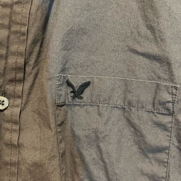 American Eagle Outfitters Men’s Button Down Shirt Size Medium - Picture 2 of 4